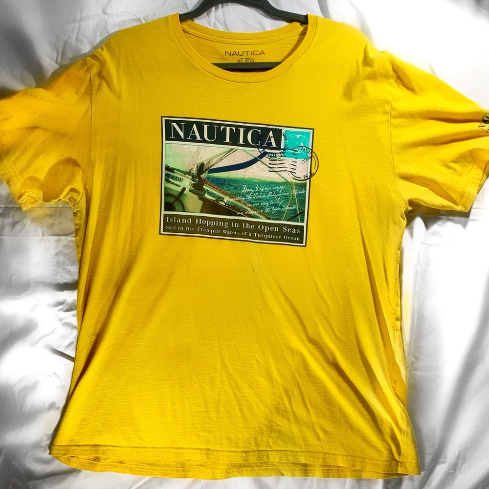 Men’s Nautica Graphic T Shirt Size XL